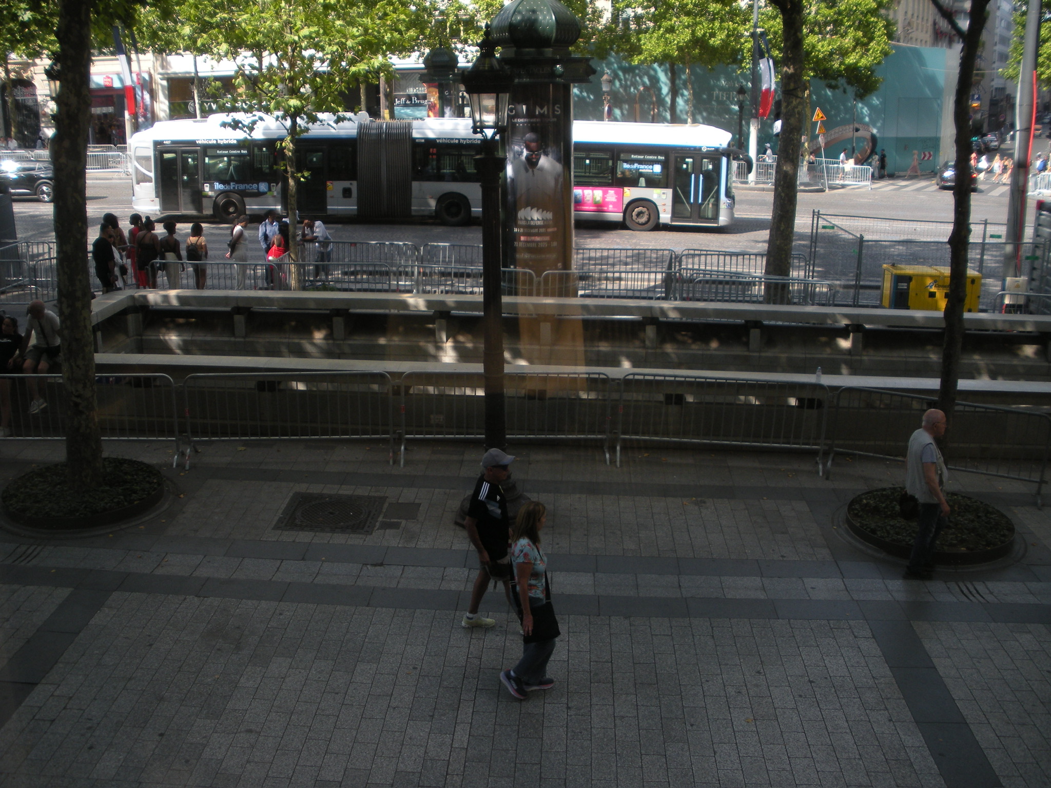 PARIS SUMMER 25 photo